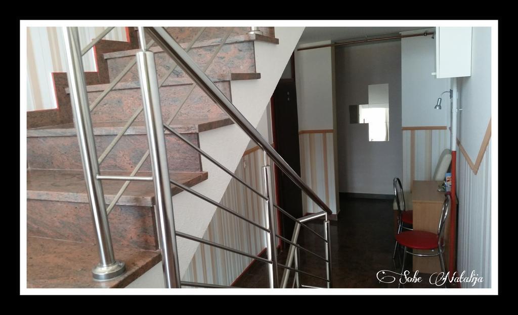 Smjestaj Natalija Hotel โอซีเยก ภายนอก รูปภาพ
